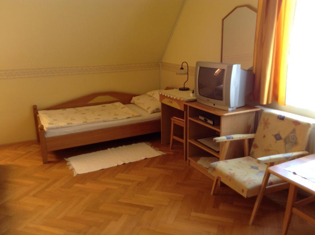 Hotel Fonix Fogado à Lenti Chambre photo